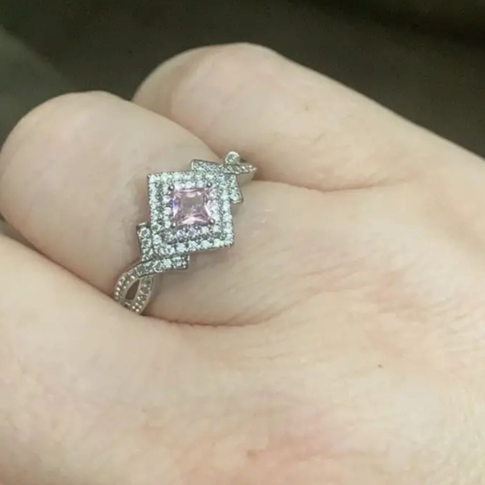Pink diamond wedding ring sz 6